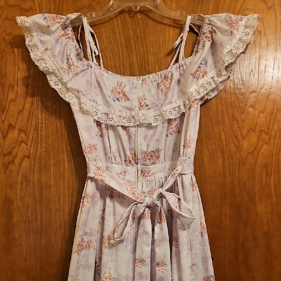 1970s Vintage Handmade Floral Ruffle Gunne Sax Style Dress - Picture 4 of 6